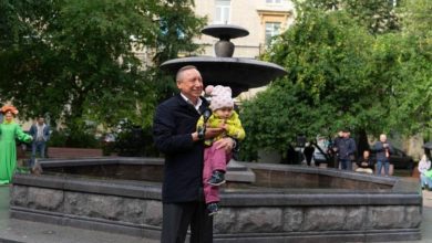 Фото - В Колпино запустили обновленный фонтан к 300-летию города