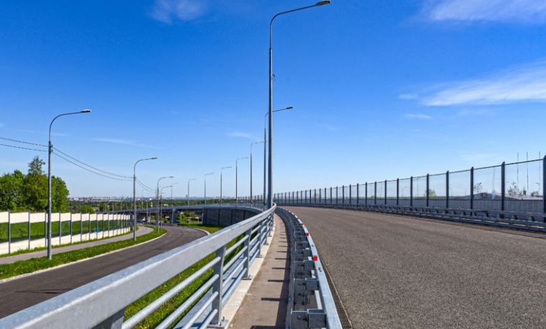Фото - 624 тысячи тонн асфальта уложили на петербургские дороги в 2022 году
